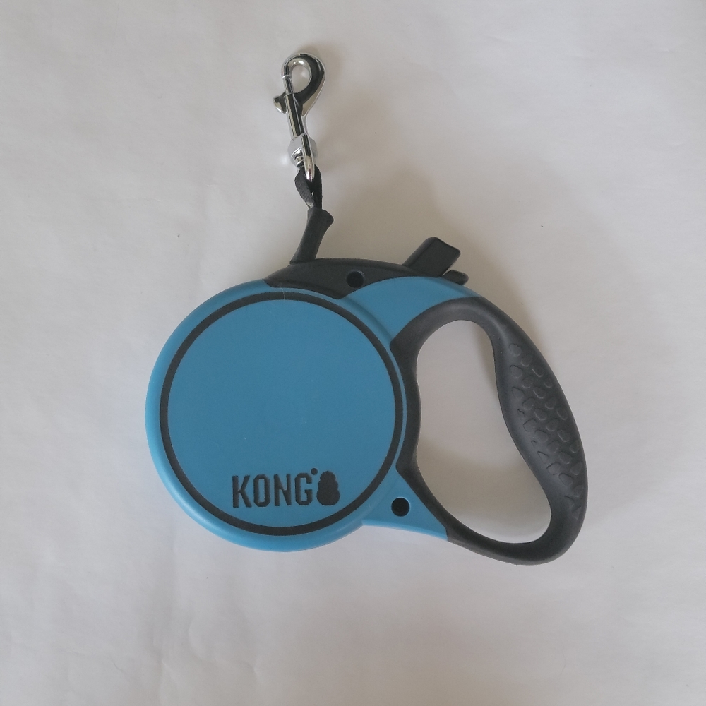 Kong Retractable Leash